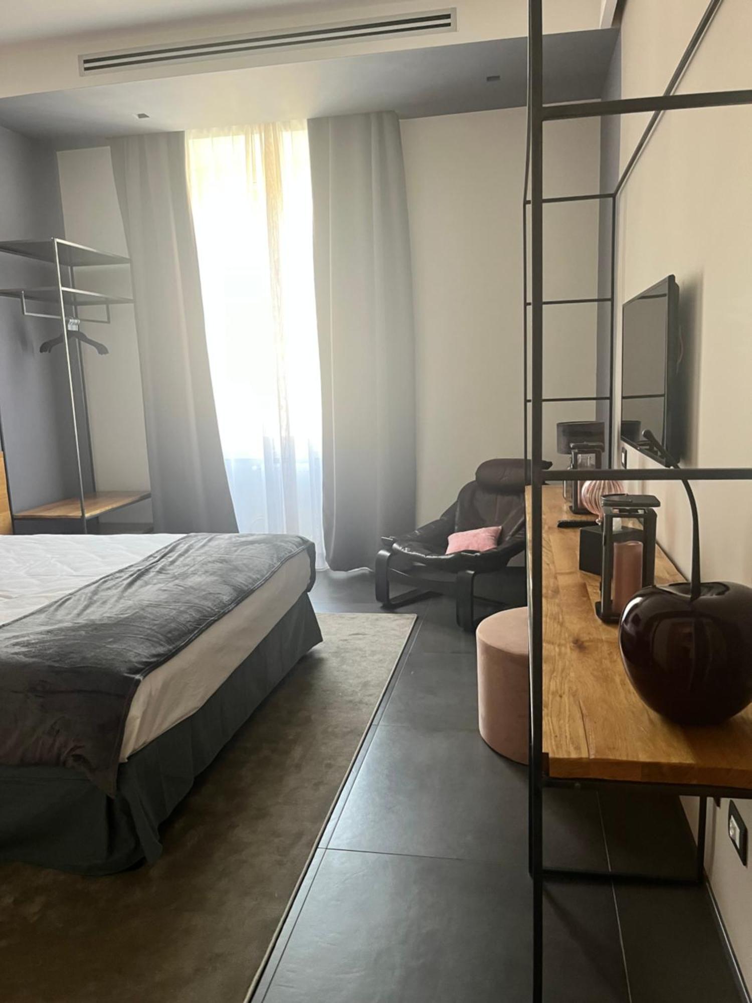 Fine Holiday's House * Roma